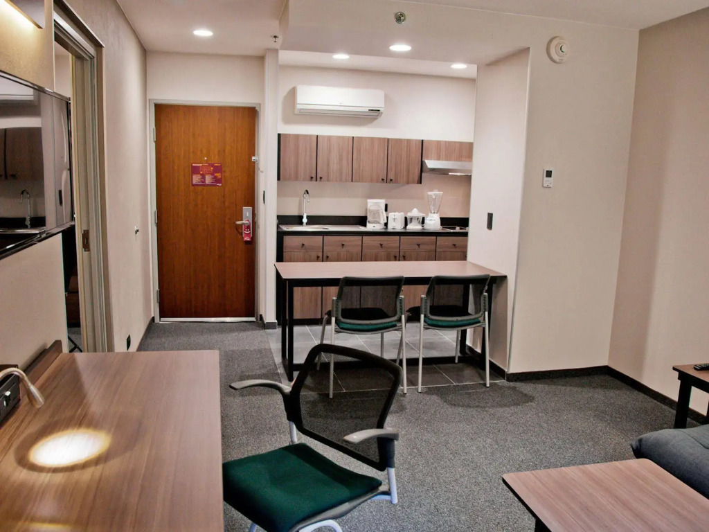 City Express Suites by Marriott Puebla FINSA