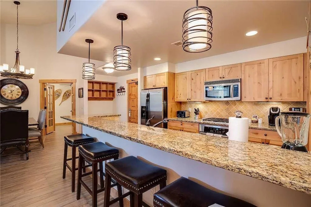 4303 Aspen Lodge, Trappeur's Crossing Apartment 3
