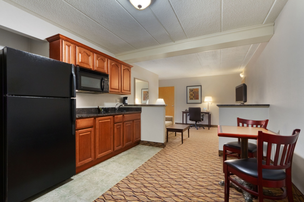 Comfort Inn & Suites Glen Mills - West Chester