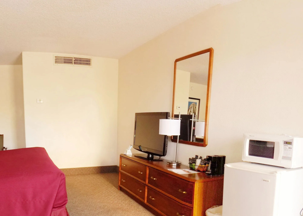 Ramada by Wyndham Mesa Downtown
