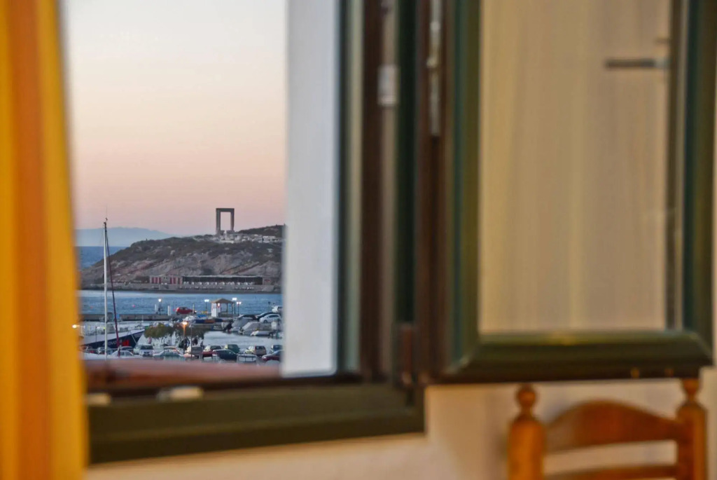 Hotel Coronis