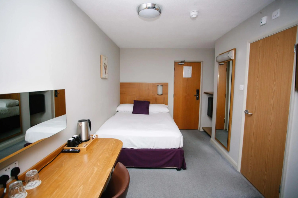 The Corner House Hotel