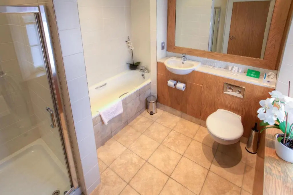 Strangford Arms Hotel