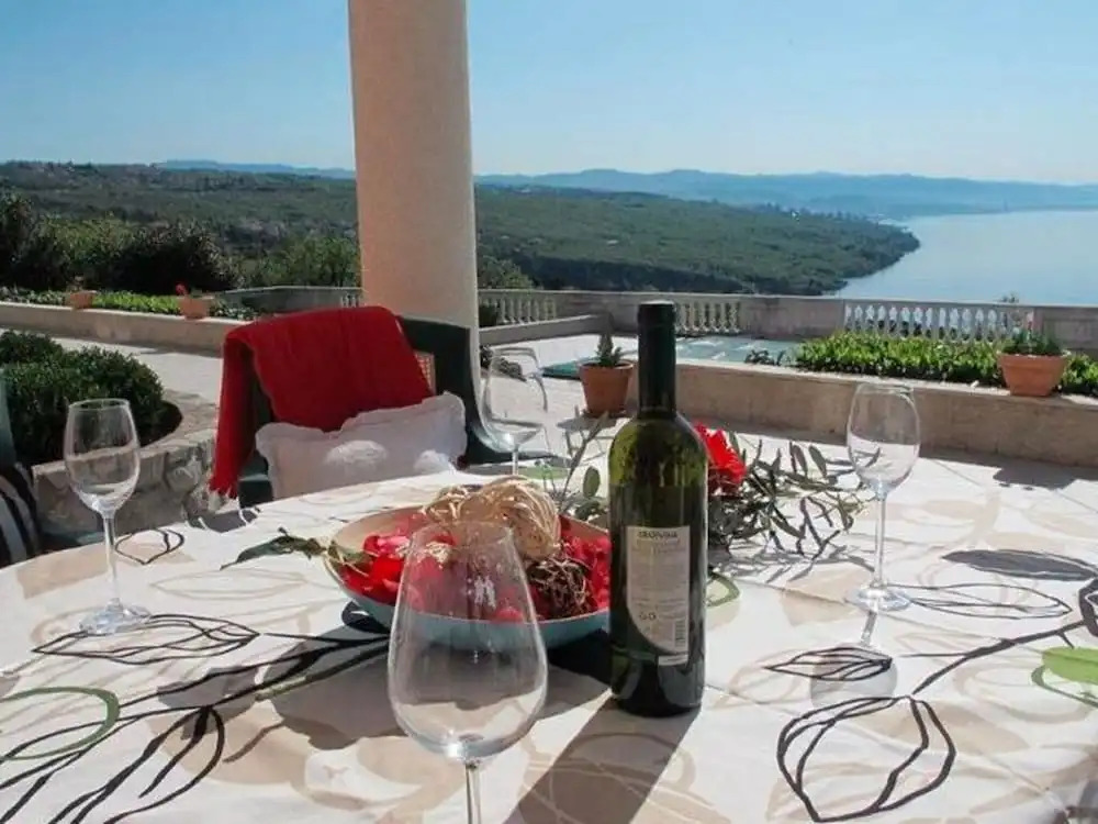 Attractive Villa Antonio Apartment in Opatija near Črnikovica Beach