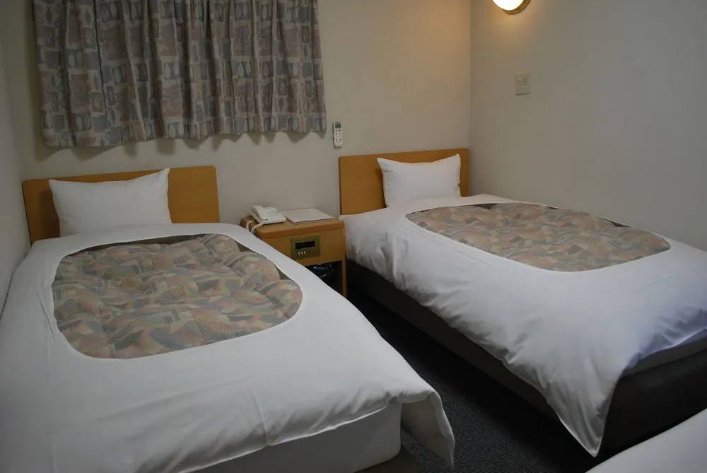 Warabi Palace Hotel