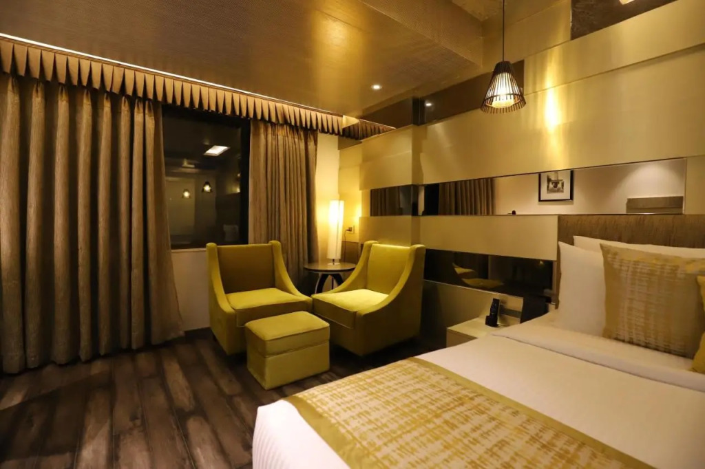 The Pristine Hotel Kanpur