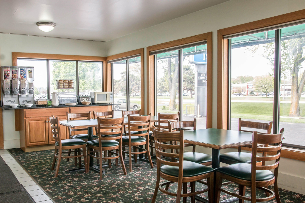 Comfort Inn Bay City - Riverfront
