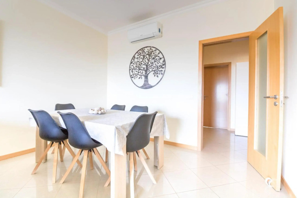 #004 Amazing T2 with seaview and pool 900m beach