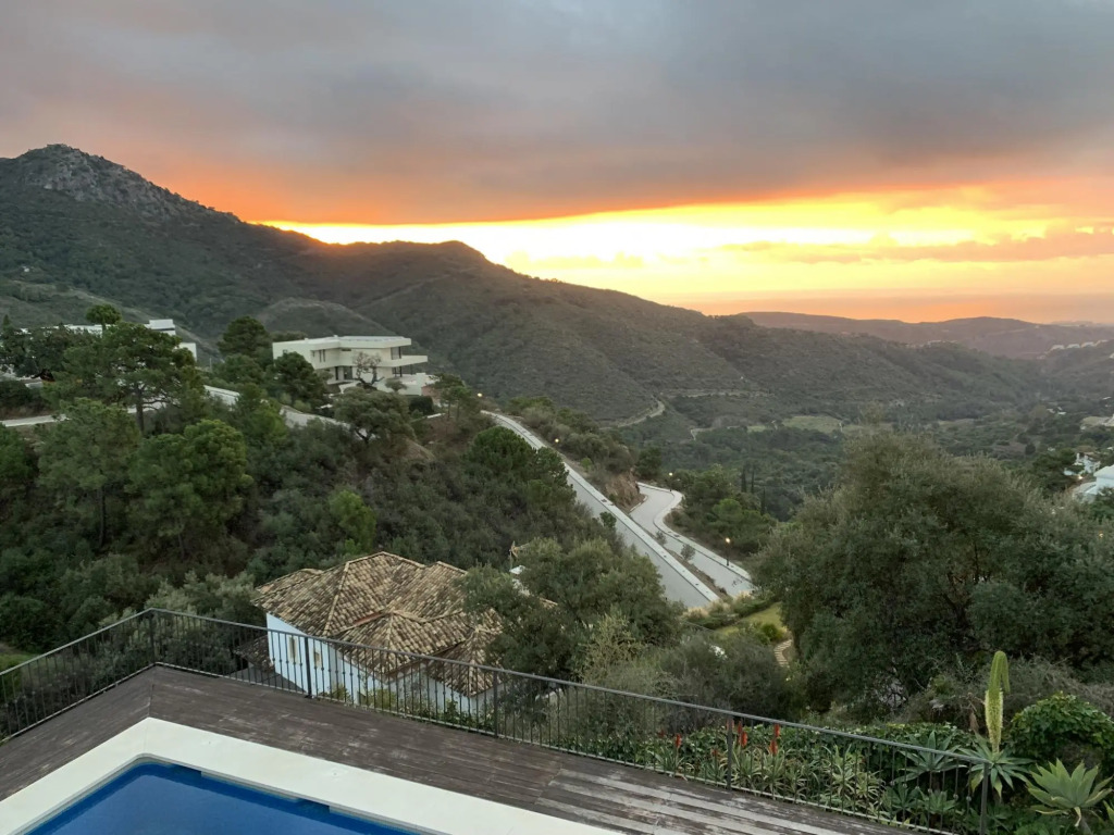 Villa Valentine - Luxury Private Mountain Oasis