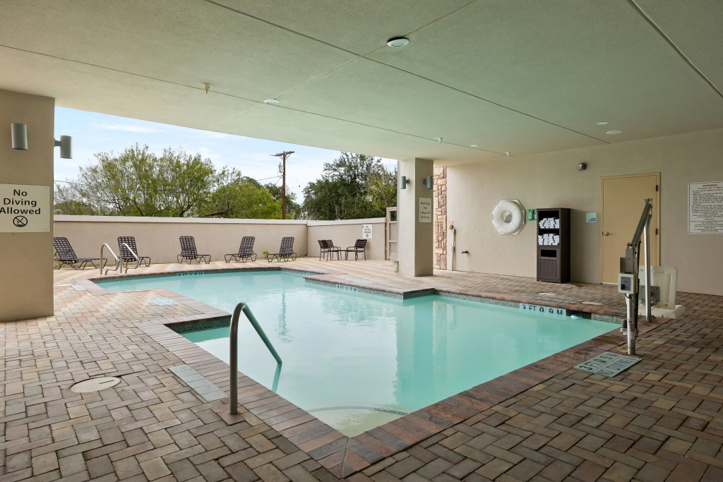 Holiday Inn Express & Suites George West by IHG