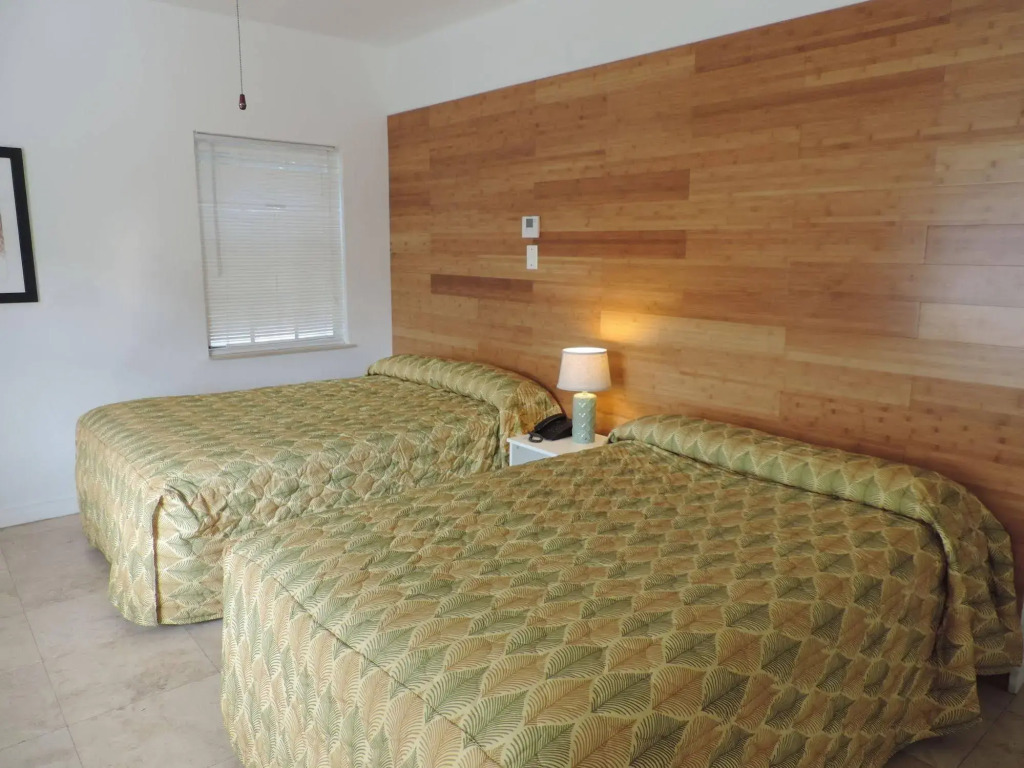 James Hotel