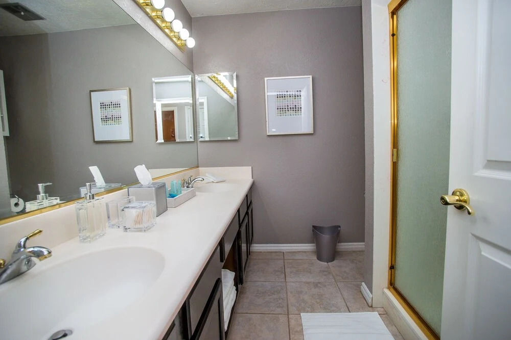 Luxury 6BR 10min to LV Strip Sleeps 20