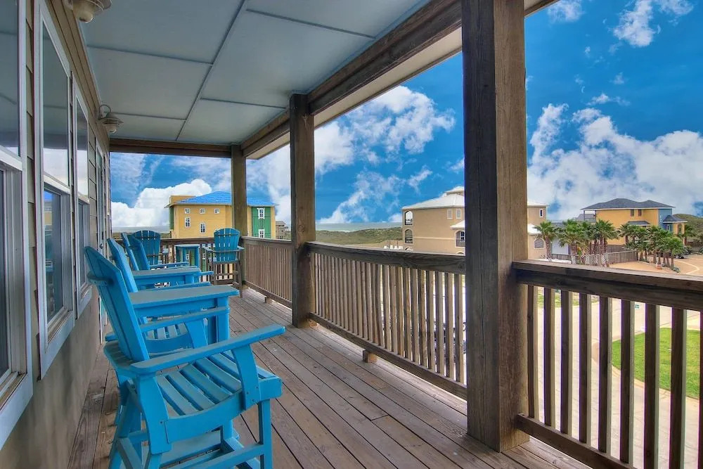 All Waves No Worries 3Br Home