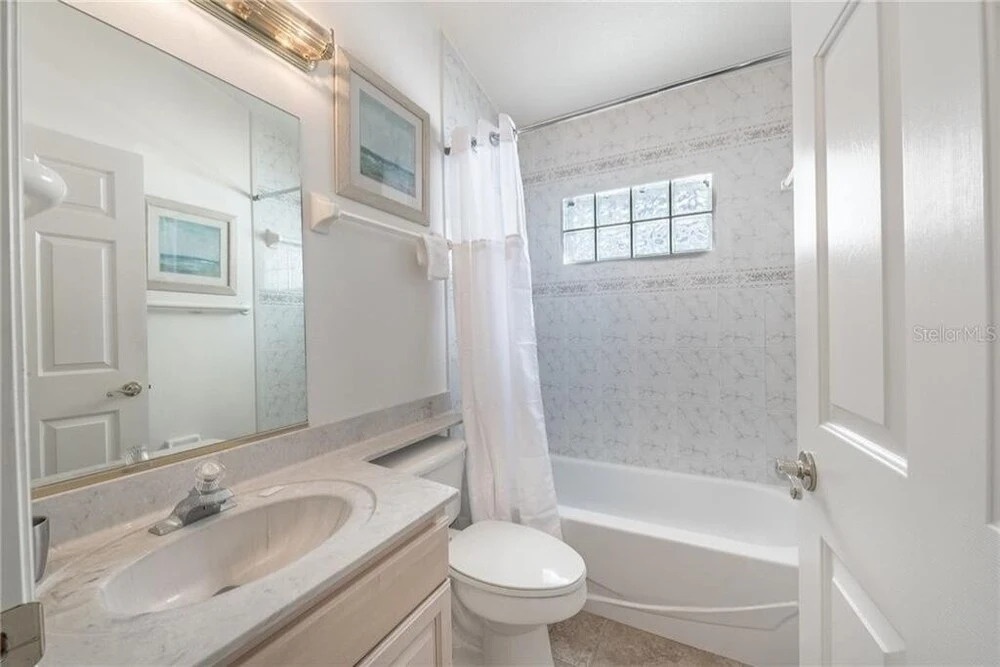 Impressive 5br, Pool, Lake, Disney 10 Minutes 5 Bedroom Home