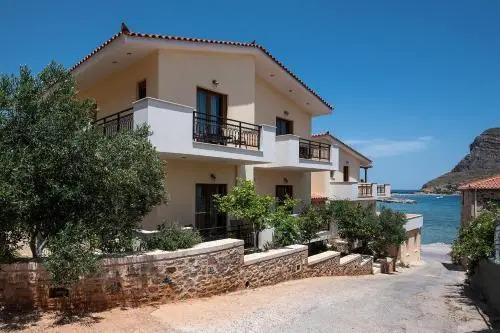 Guest House 4 Stars Gefira