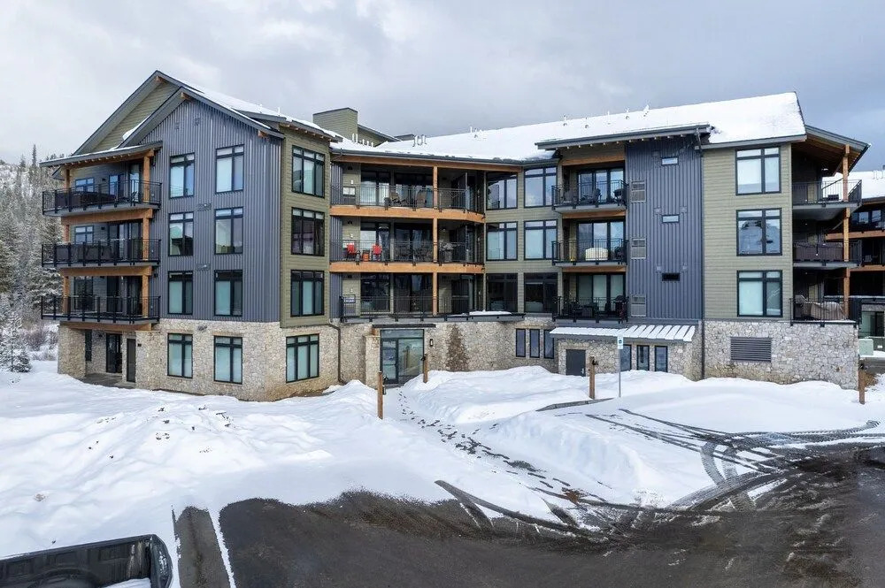 Ski Idlewild 1 Bedroom Condo by RedAwning