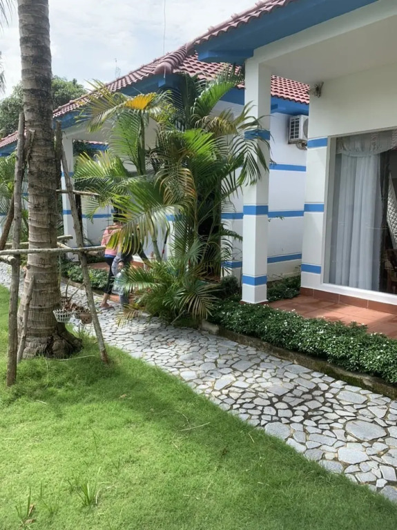 LAM PHU Bungalow