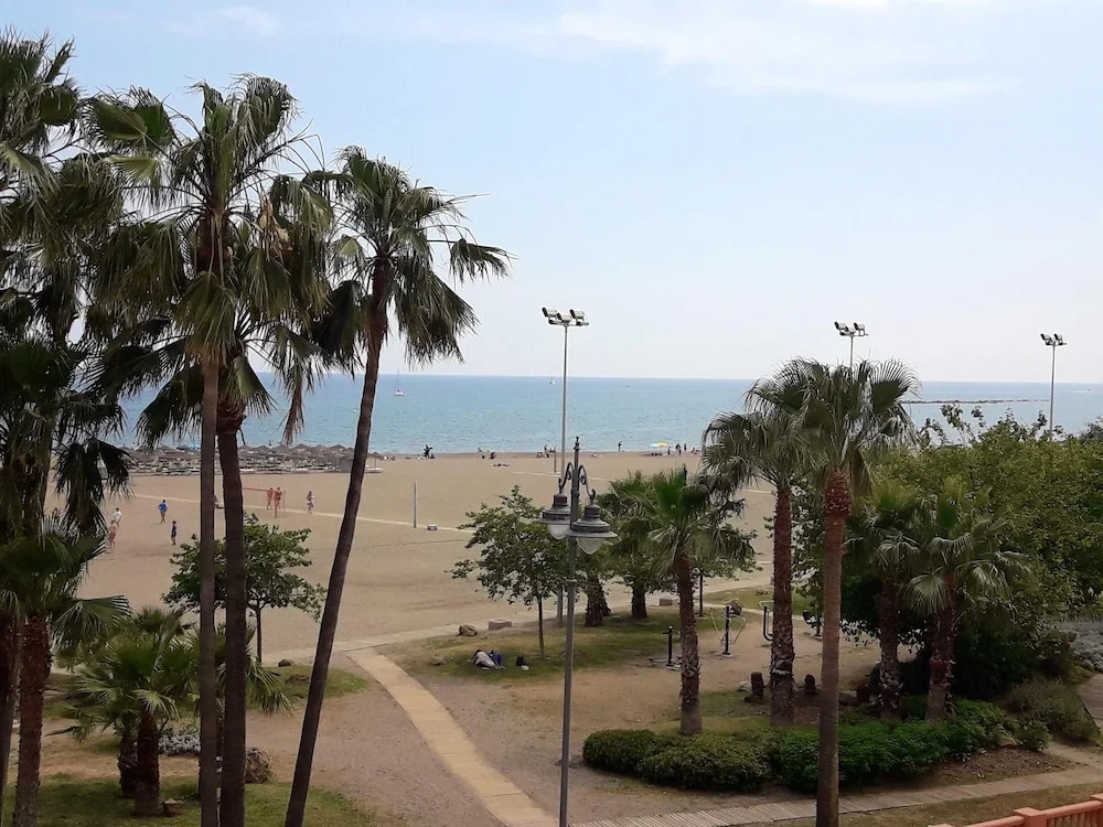 Apartment with One Bedroom in Benalmádena, with Wonderful Sea View, Pool Access, Balcony - 550 M From the Beach