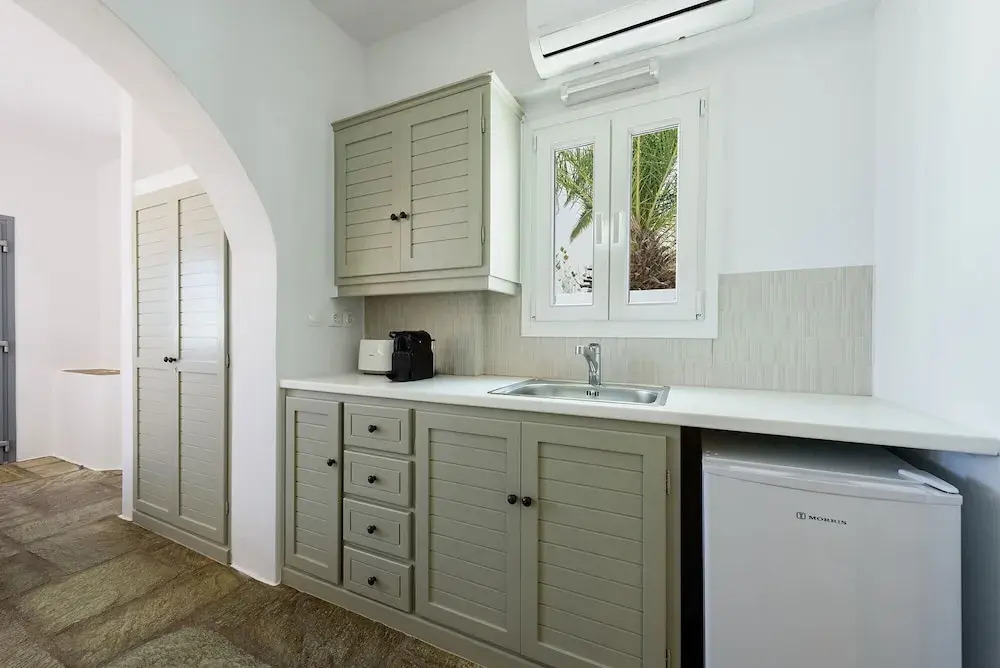 Phaedrus Living Paros Cycladic 4