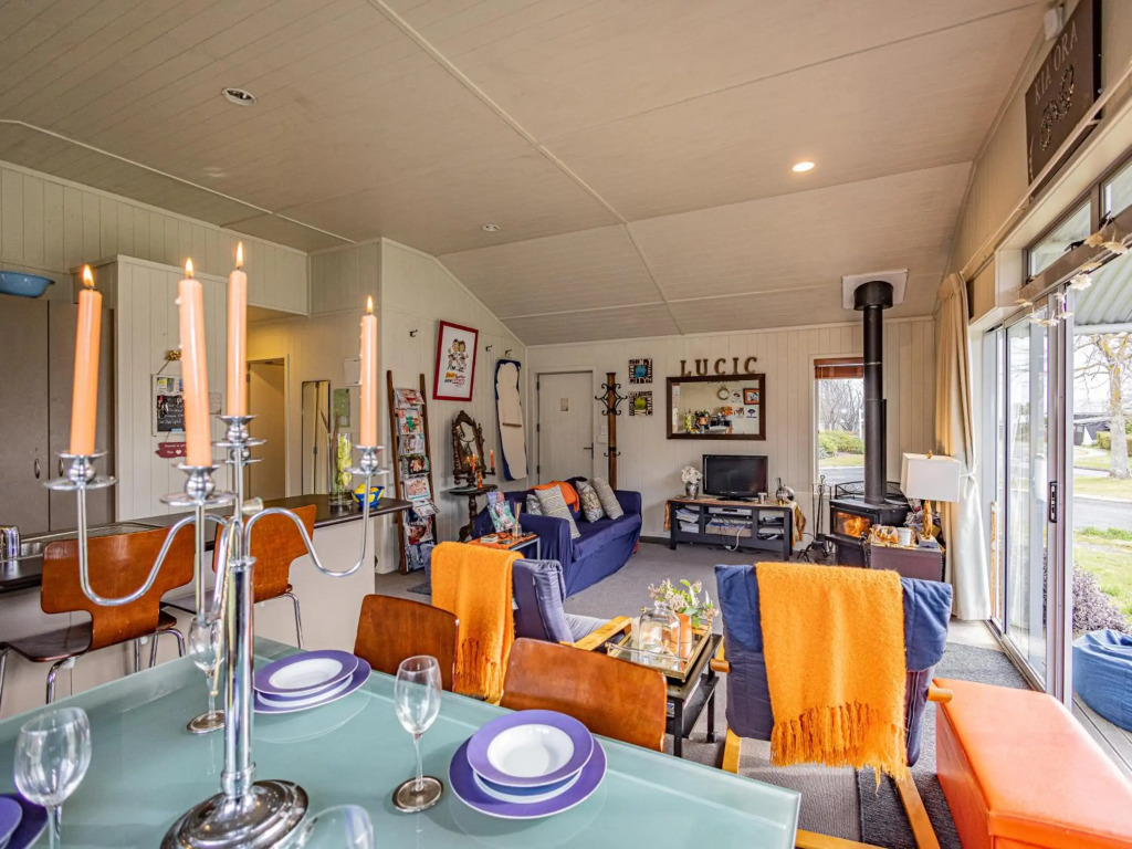 Alpine Way Cottage - Ohakune Holiday Home