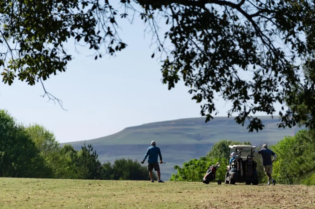 Gooderson Monks Cowl Golf Resort