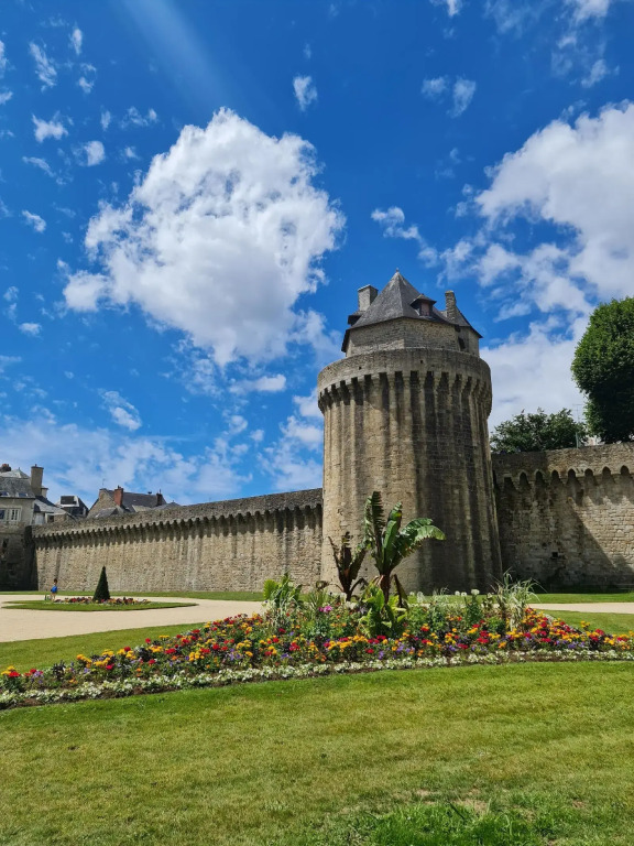 ibis Vannes