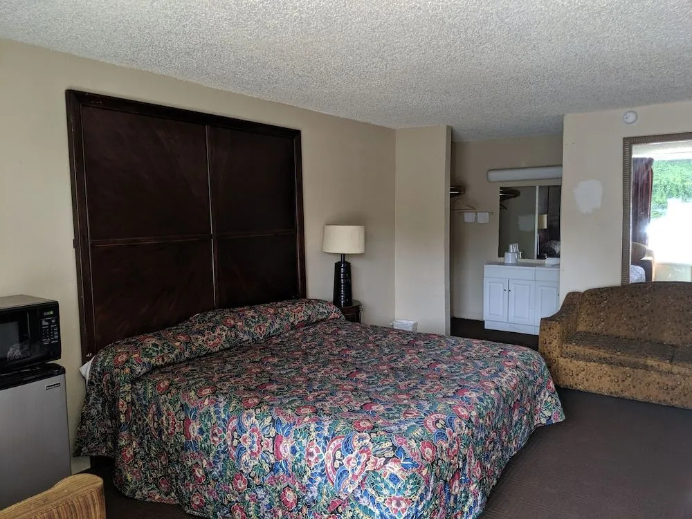 Regency Inn