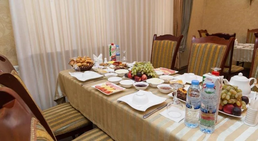 Avicenna Hotel