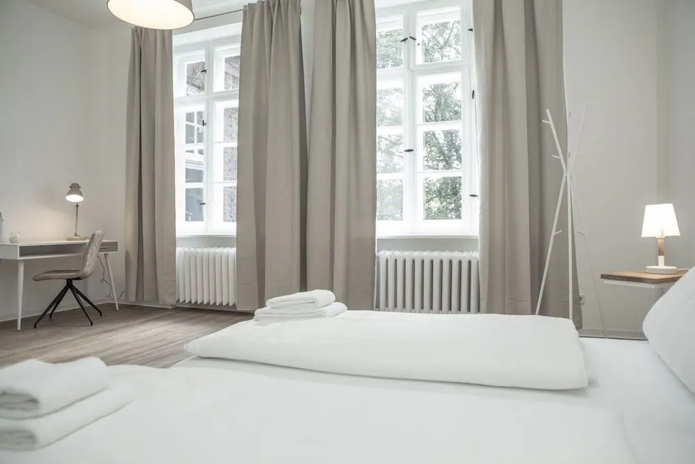 Zimmer FREI Boardinghouse
