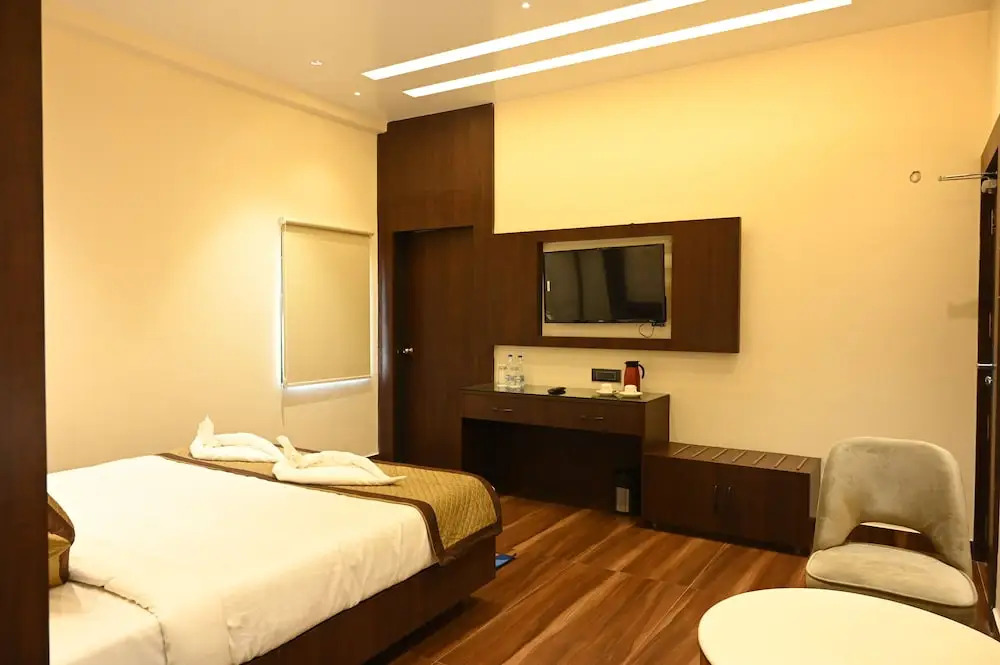 KS Square Hotel