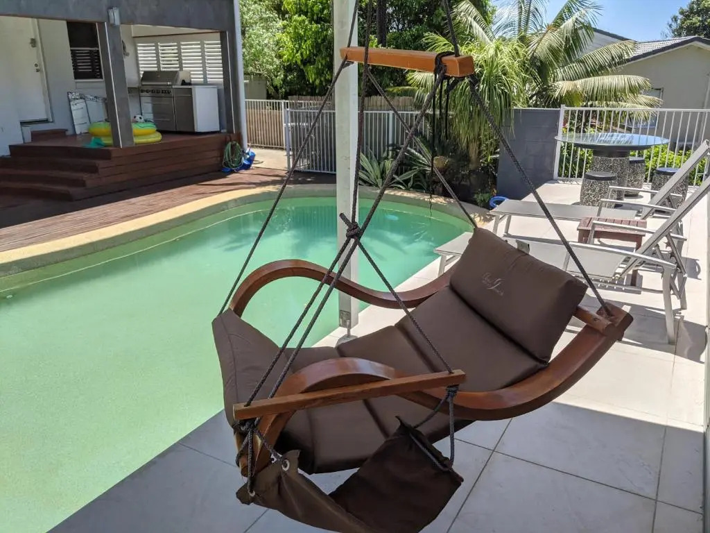 Phoenix Oasis, Family and Pet Friendly Apartment with Pool