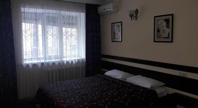 Salem on Tulebaeva Street Hotel