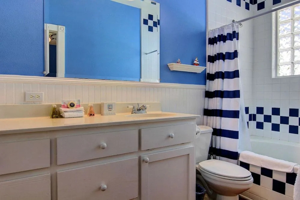 Blue Marlin Beach House MR217