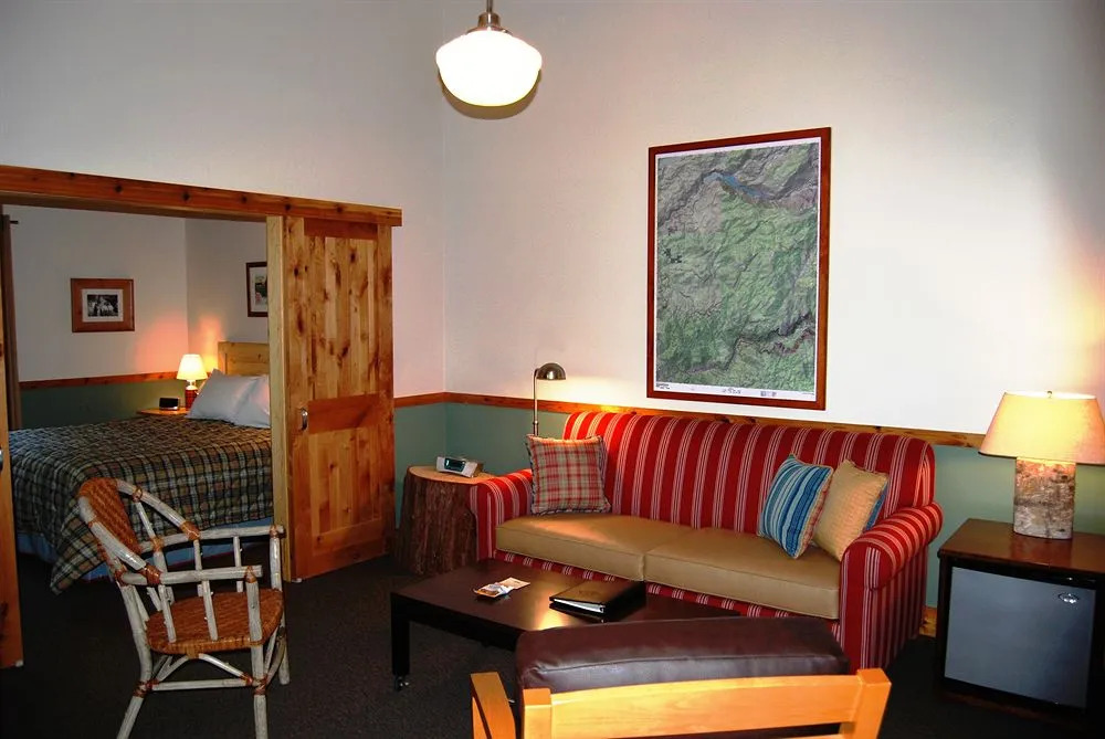 Evergreen Lodge at Yosemite
