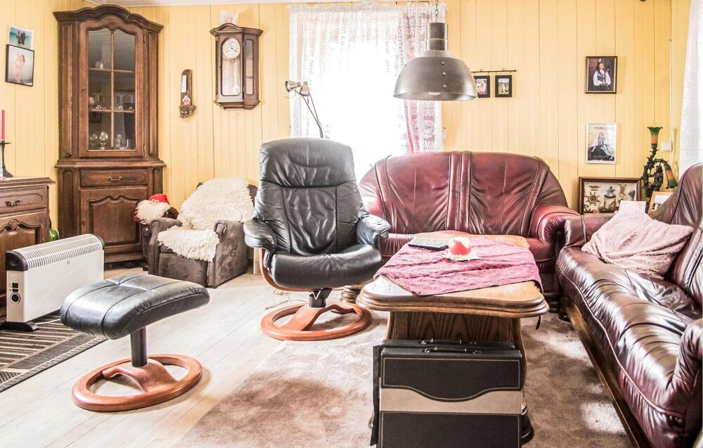 3 Bedroom Cozy Home In Levanger