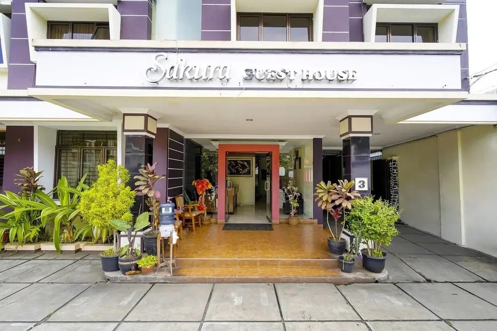 Super OYO Capital O 91297 Hotel Sakura