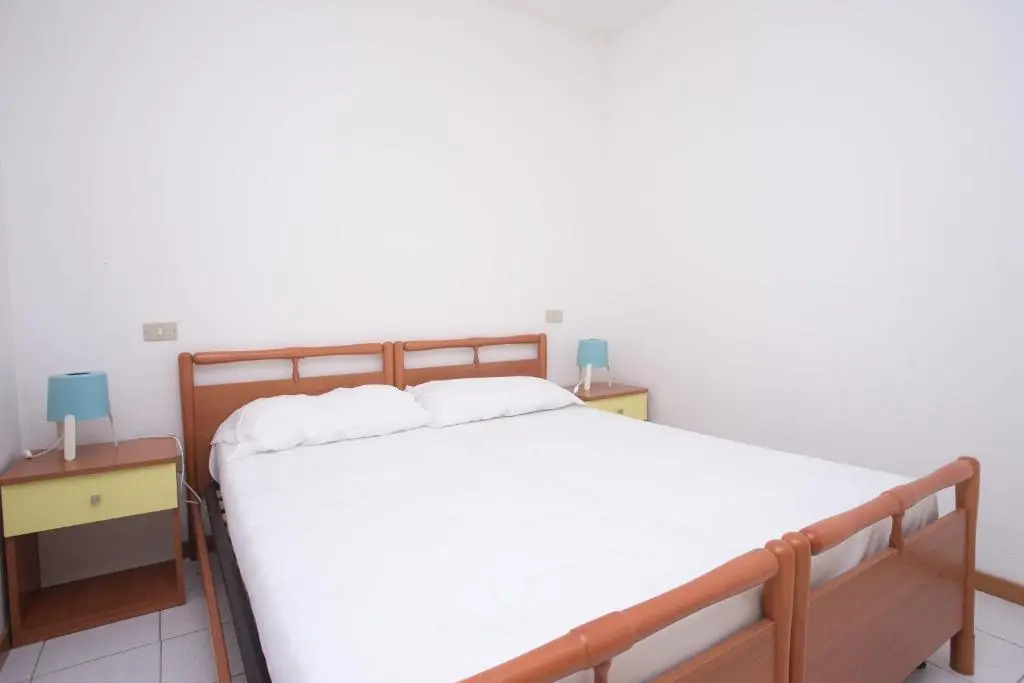 N57 - Numana, Villa Con Giardino a 200mt Dal Mare