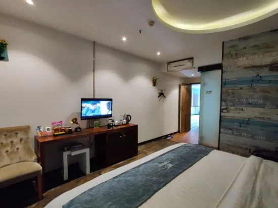 Fanke Hotel (Zunyi Nanbai Modern Plaza)