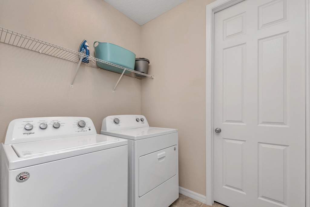 9029FLAMINGO, Davenport, US
