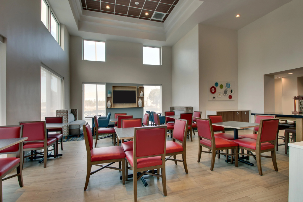 Holiday Inn Express & Suites Jacksonville North-Fernandina by IHG