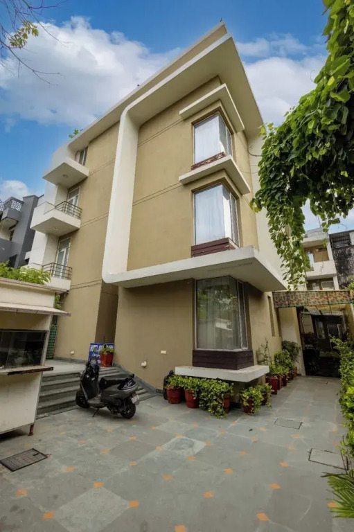 Hotel Admire Inn Sector-50 by ASPL