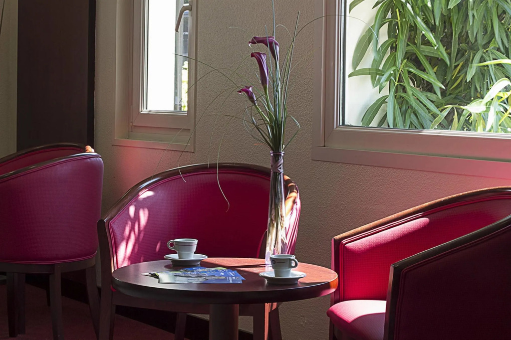 Kyriad Bordeaux Lormont