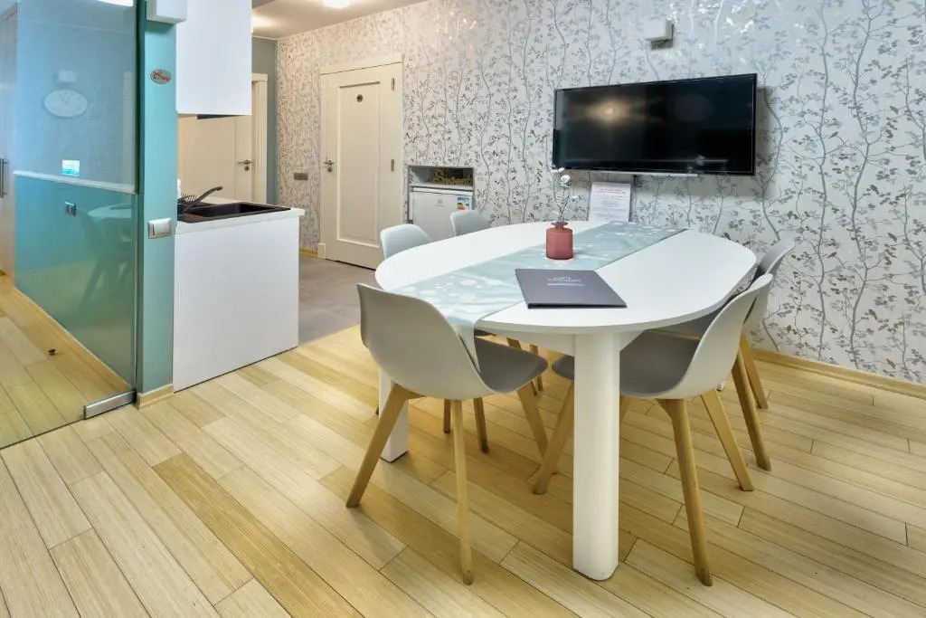 JessApart- Babka Tower Apartment