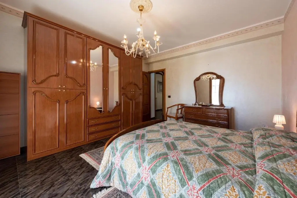 Halaesa Apartment