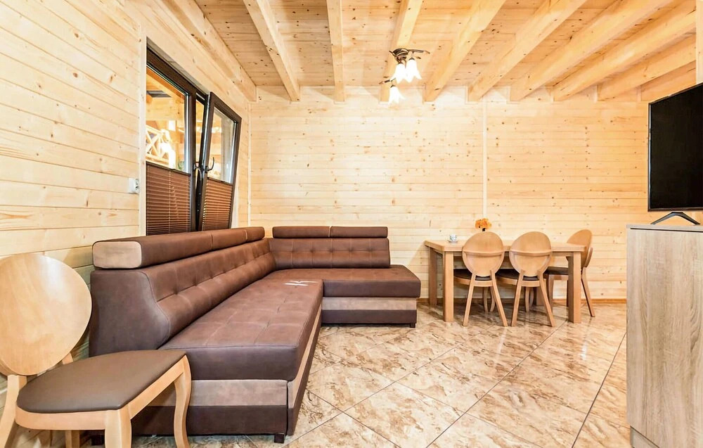 Beach Front Home In Pobierowo With Wifi