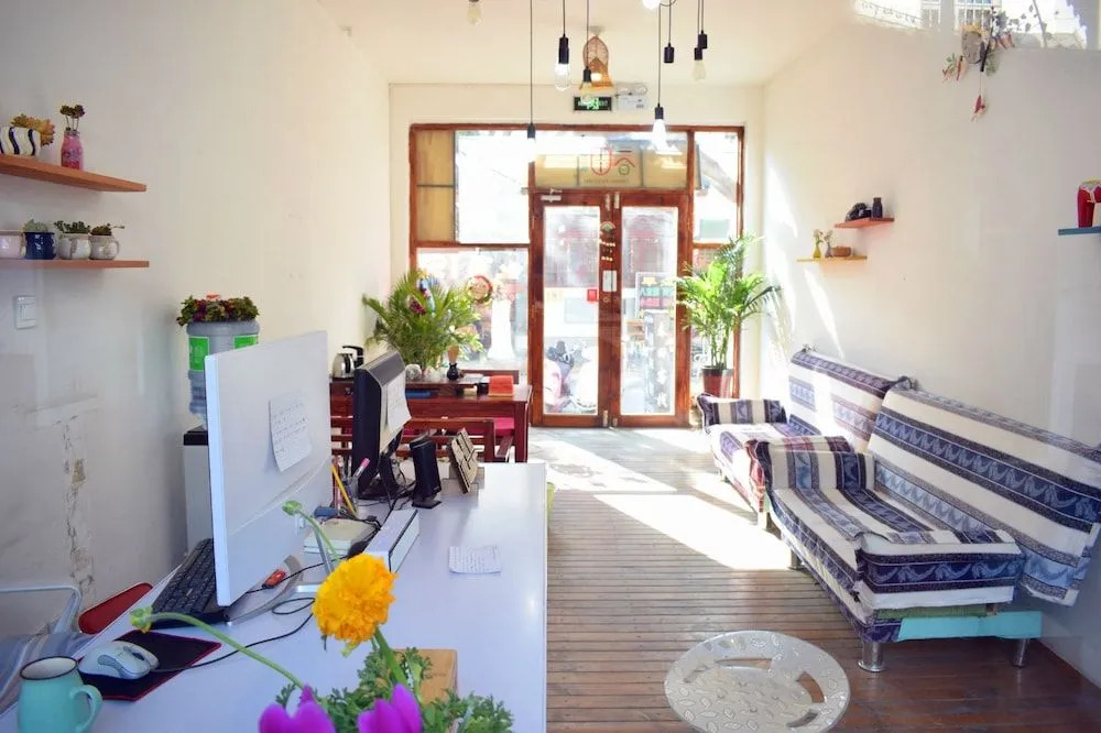 Dali Spring Field Hostel