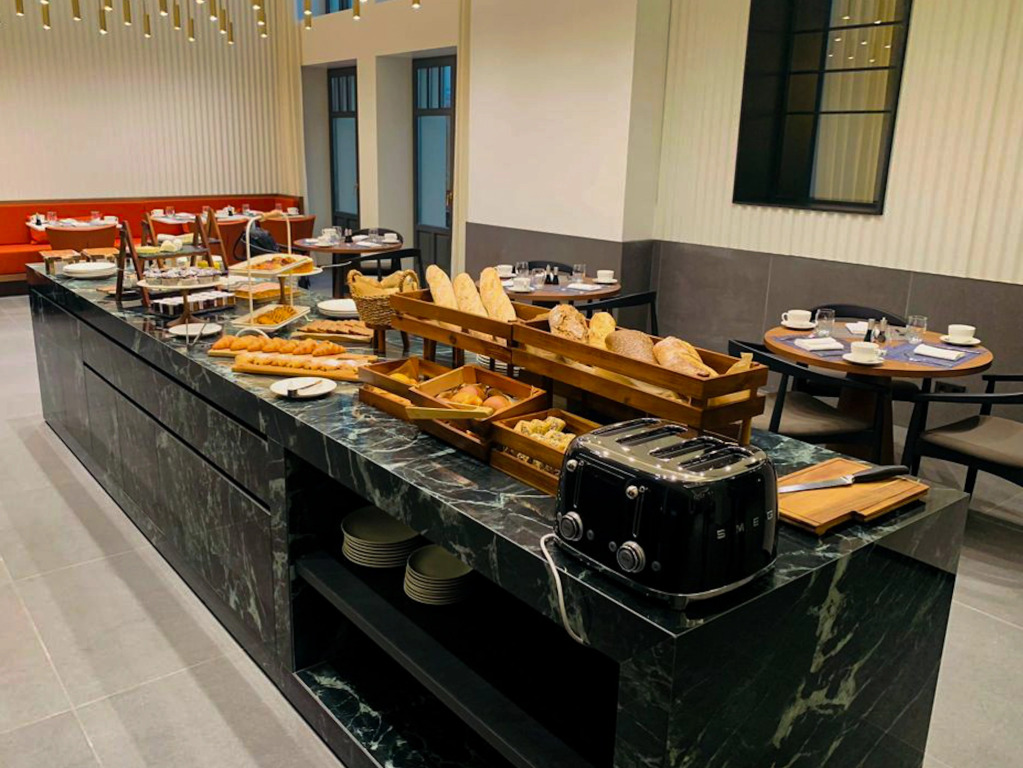 Kozmo Hotel Suites & Spa - Small Luxury Hotels of the World