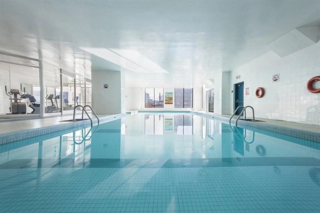 Hotel Place Dupuis Montréal Downtown - An Ascend Hotel Collection