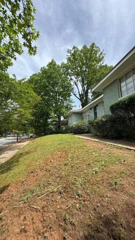 Group-ready West End Duplex - Save Big Midweek