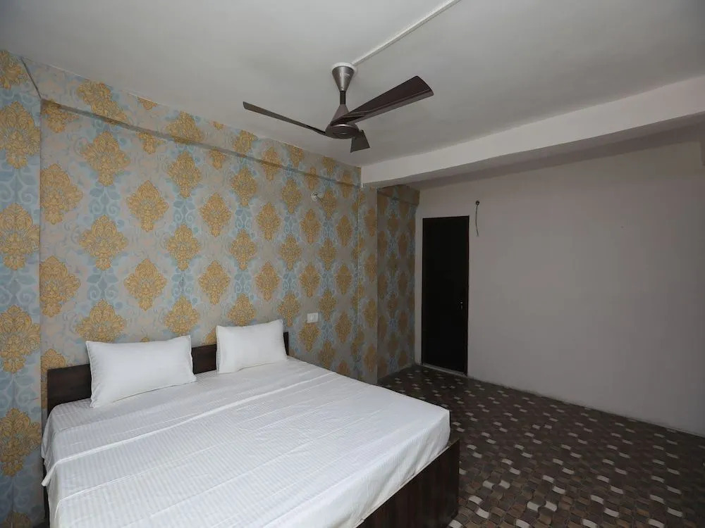 Hotel Tejasvi by OYO Rooms